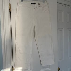 White House Black Market White Cropped Stretch Slim Capri Size 0